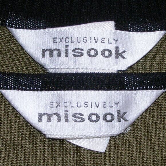 2pc EXCLUSIVELY MISOOK Sweater Set, XS, Green/Black, Acrylic, Top & Cardigan - Picture 14 of 15